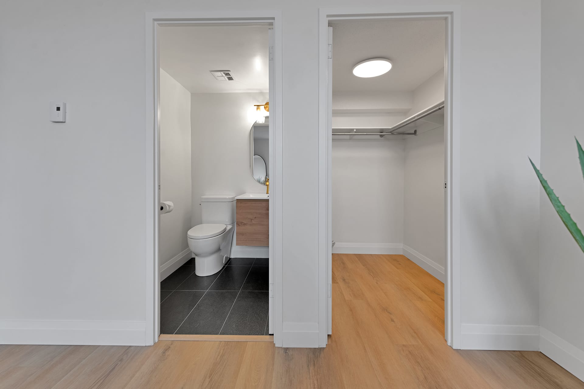 York Mills Rd Toronto 031